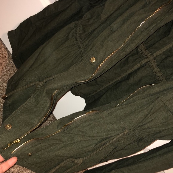 Green jacket - Picture 6 of 8